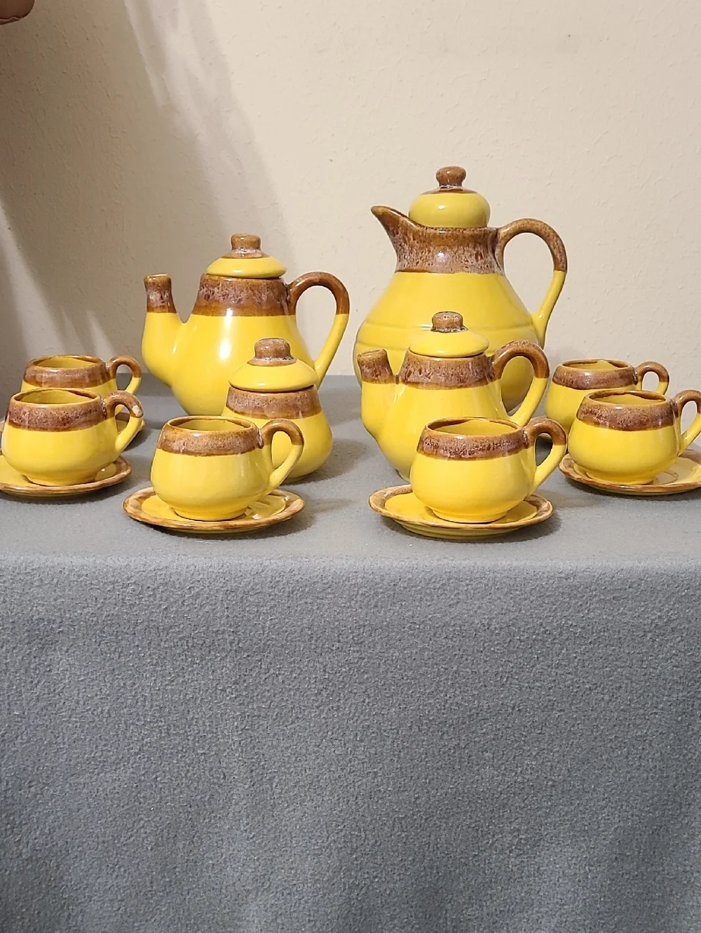 Vintage Yellow & Brown‎ 20 piece Ceramic Coffee & Tea Set - Made In Columbia